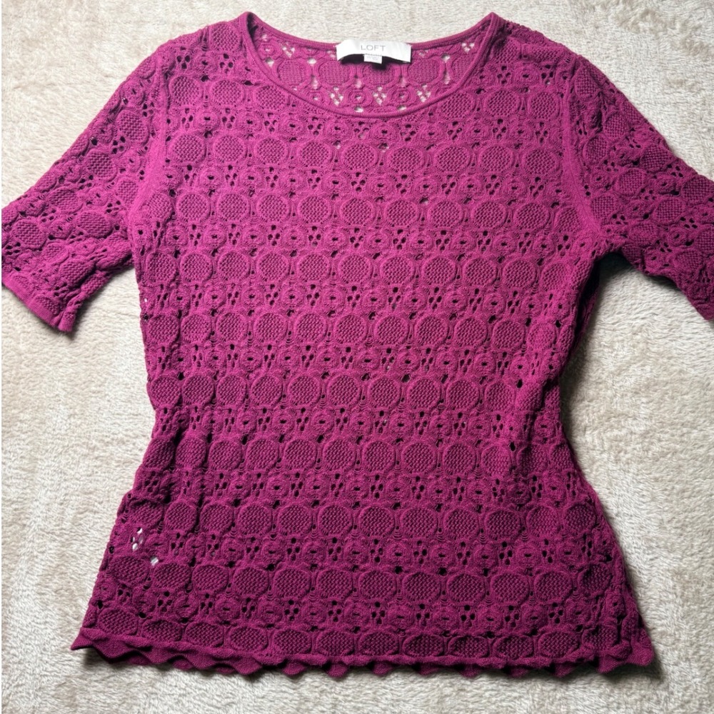Ann Taylor Loft Crochet Knit Top Scalloped Hem XS Romantic Feminine Summer